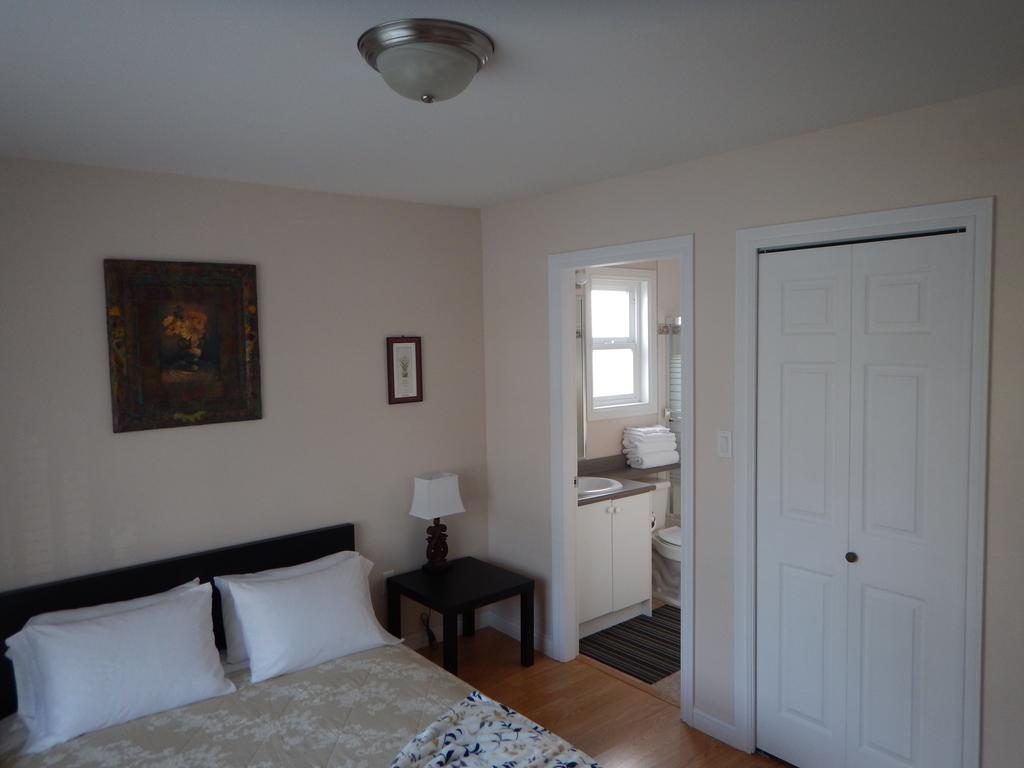 Clean Quiet Comfortable suite; Coquitlam Center Kamer foto